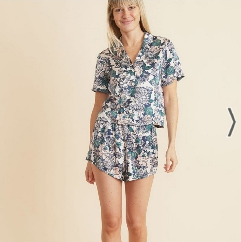 Marine Layer Silk Short Sleeve Top